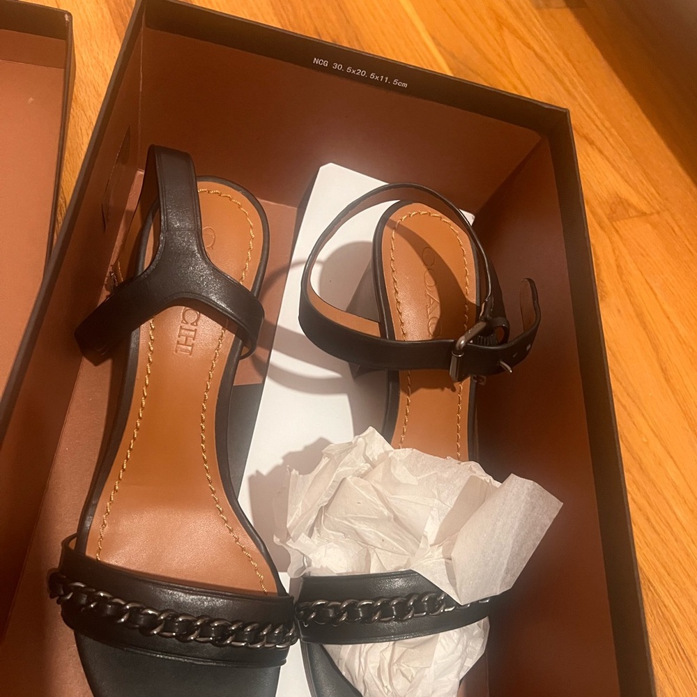Coach Black Leather Sandals with Chain Detail - Picture 4 of 4
